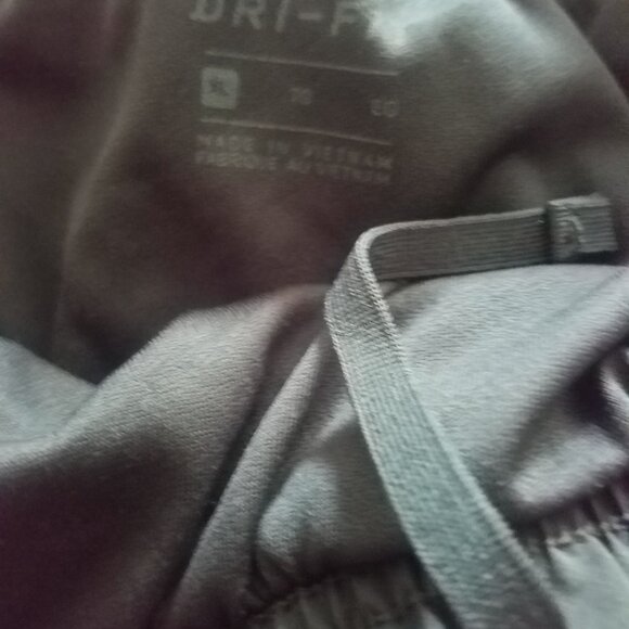 Nike tempo running shorts - Picture 3 of 5